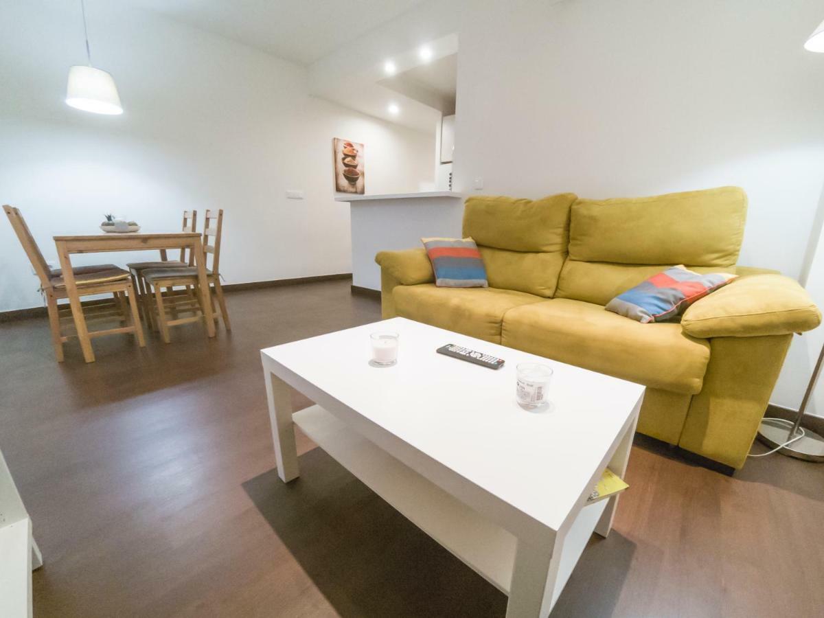 Apartamento Los Azahares Севилья Экстерьер фото